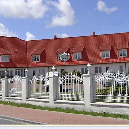 Rezydencja Nad Jeziorem Lebsko ليبا المظهر الخارجي الصورة
